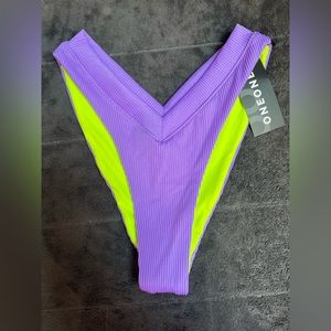 Women’s ONEONE SWIM lavender ribbed bikini bottom, cheeky, size medium -fits 4-6